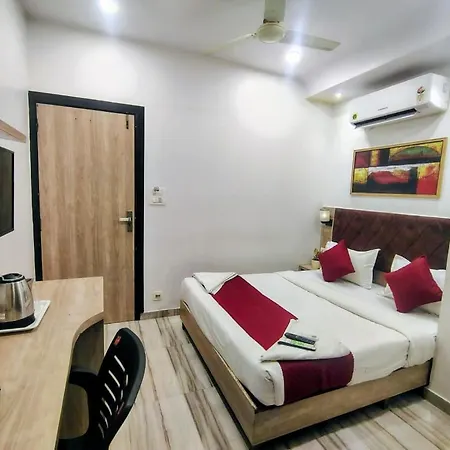 Square International 5*