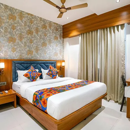 Fabhotel Status Residency