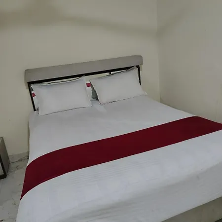 Hotel Garden View - Andheri West 2*