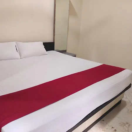 Hotel Garden View - Andheri West 2*