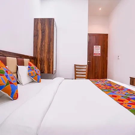 Fabhotel Elvis International