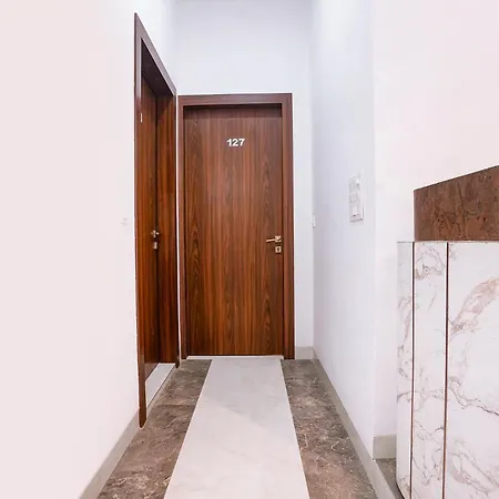 Hotel Fabhotel Elvis International Mumbai