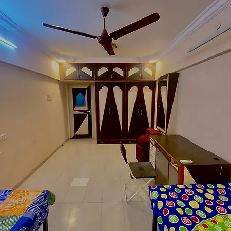 Hostel The Vibe *