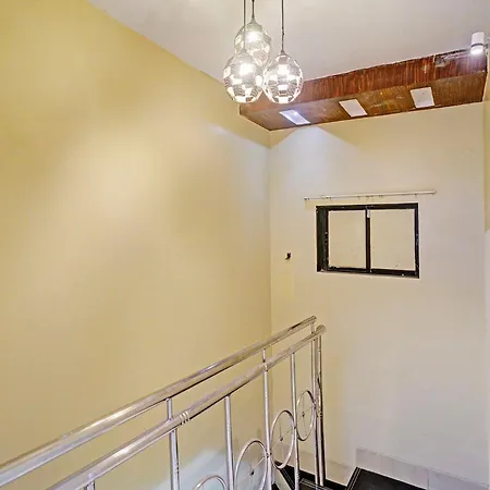 Hotel Fabhotel Land Mumbai