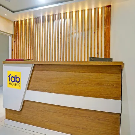 Fabhotel Land