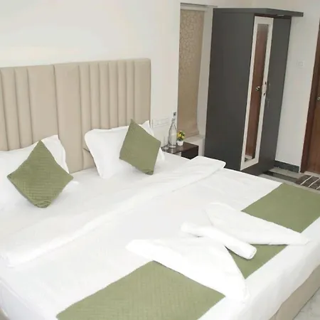 Abode Homes International Airport Bed & Breakfast *