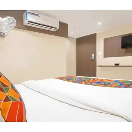 Fabhotel Casa Royal Residency 3*