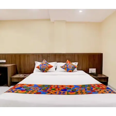Fabhotel Casa Royal Residency Mumbai