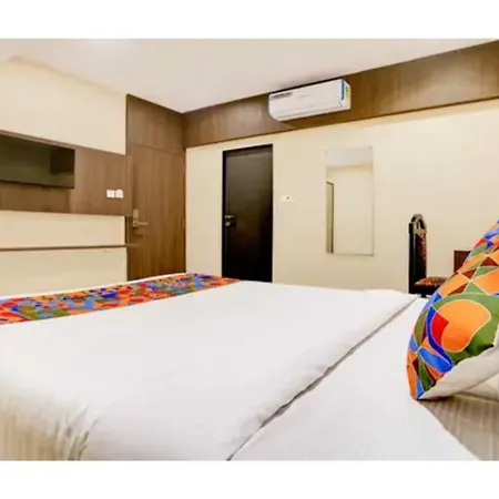 Fabhotel Casa Royal Residency