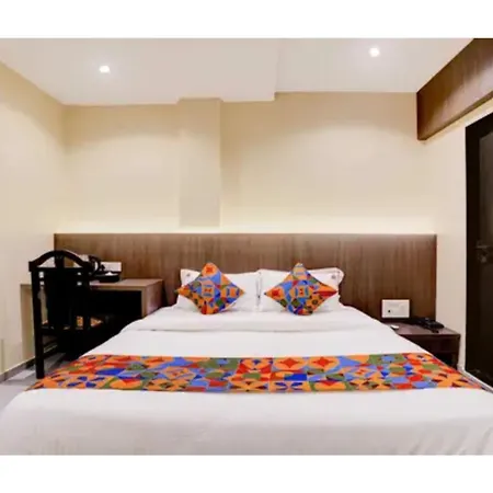 Fabhotel Casa Royal Residency