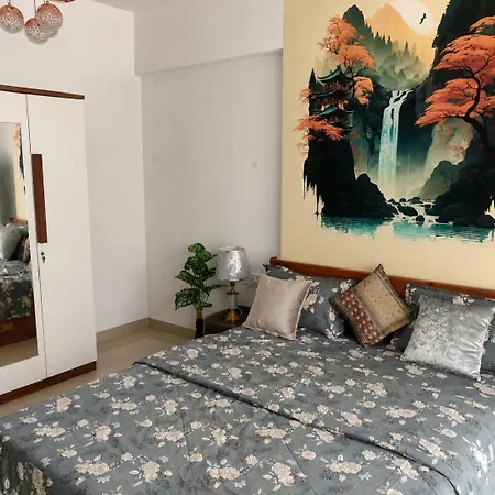 2bhk Luxurious Near Bkc Hotel *