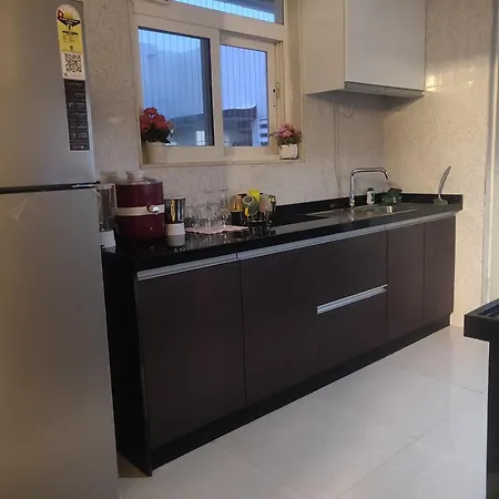 Hotel 2bhk Luxurious Near Bkc *
