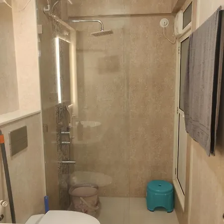 2bhk Luxurious Near Bkc Mumbai