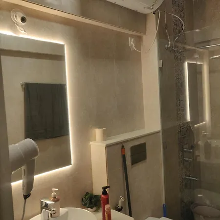 2bhk Luxurious Near Bkc Hotel *