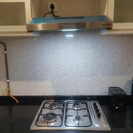 Hotel 2bhk Luxurious Near Bkc
