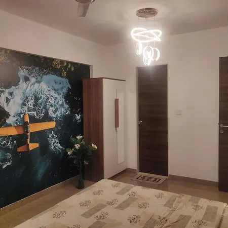 2bhk Luxurious Near Bkc Mumbai