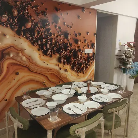 2bhk Luxurious Near Bkc