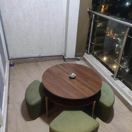 2bhk Luxurious Near Bkc *
