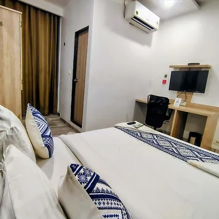 Square International 5* Mumbai