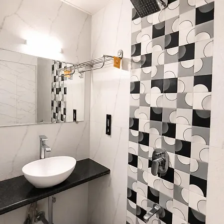 Hotel Transit Seven Hills Near Airport T2 Mumbai
