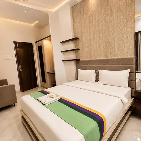 Transit Seven Hills Near Airport T2 Hotel 3*