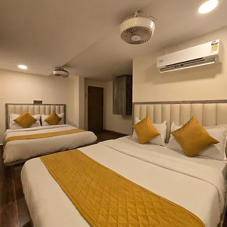 Royce Bkc - Near Jio Convention Centre And Us Consulate