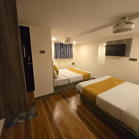 Royce Bkc - Near Jio Convention Centre And Us Consulate Hotel