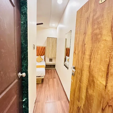 Hotel Royce Bkc - Near Jio Convention Centre And Us Consulate