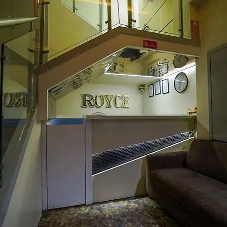 Royce By Glitz-nxt To Visa Consulate & Kurla Station Mumbai