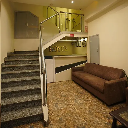 Royce By Glitz-nxt To Visa Consulate & Kurla Station Hotel