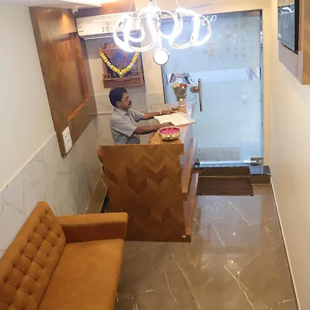 Pramila Hotel 3*