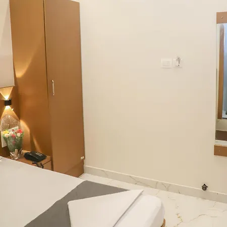 Hotel Pramila Mumbai