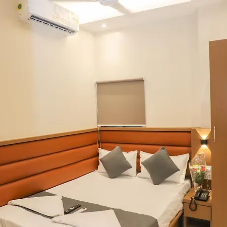 Hotel Pramila Mumbai