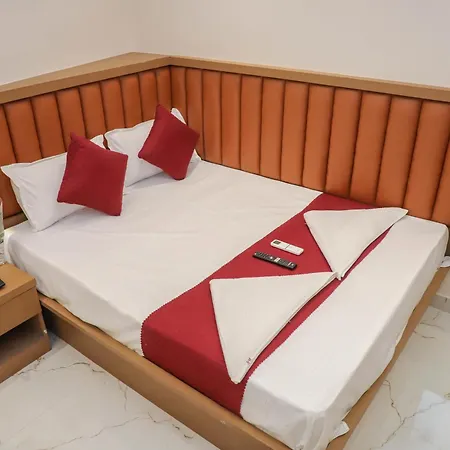 Pramila Hotel Mumbai