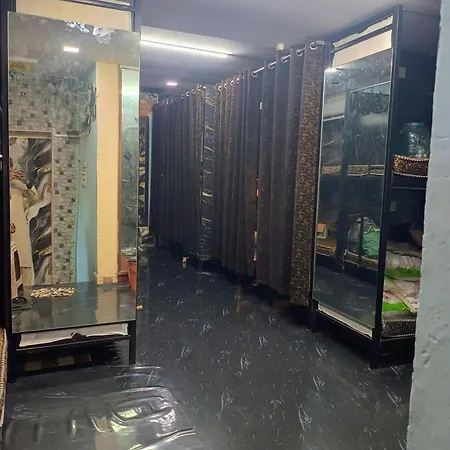 Sleepwell In Asalpha Hostel Mumbai