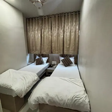 Aman Hostel Mumbai