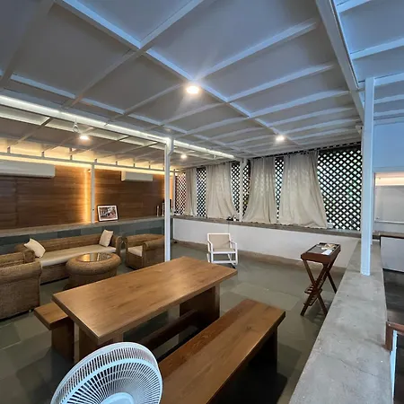 Pali House-bandra Guest house Mumbai