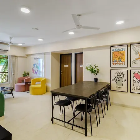 Zen B - Stylish Private In Shared 3bhk Apartment Mumbai
