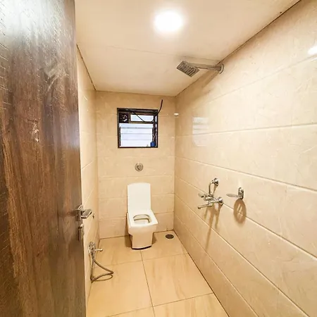Villa Glasshouse Luxury Villa, 4 Bed Private Pool Gorai
