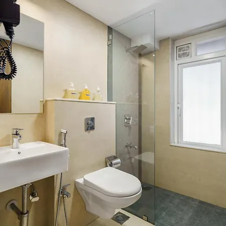 Zen A - Stylish Private Room In Shared 3Bhk *