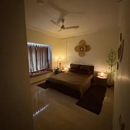 Cozy Private In Shared Of Royal Palms Homestay *