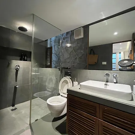 Pali House-bandra 4*