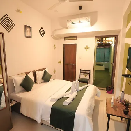 Bed & Breakfast Dev Shelters Goregaon West Surya Bangalow