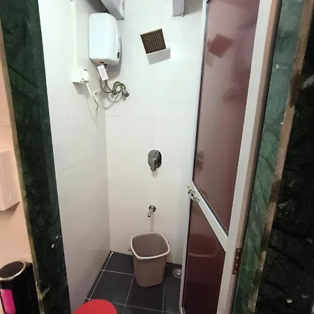 Hostel Mariyam Mumbai