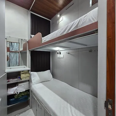 Hostel The Cloud Mumbai