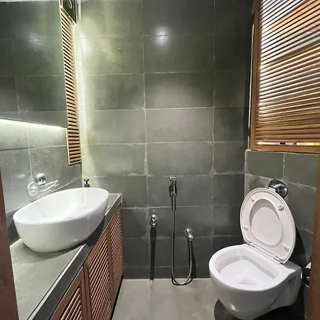 Pali House-bandra Guest house