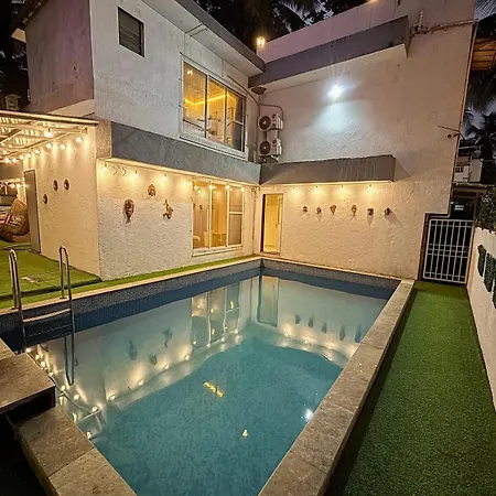 Villa Glasshouse Luxury Villa, 4 Bed Private Pool Gorai