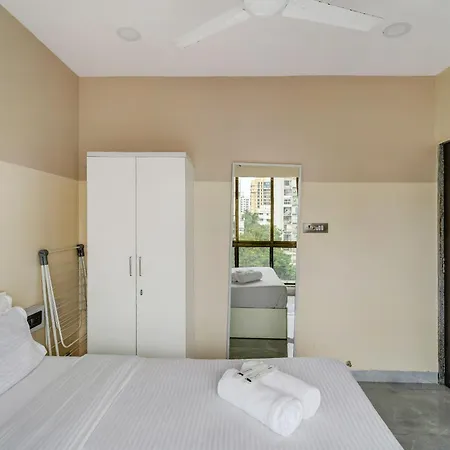 Ganga Jamuna Shared In A Private 3bhk In Bandra West By Squareone * Mumbai