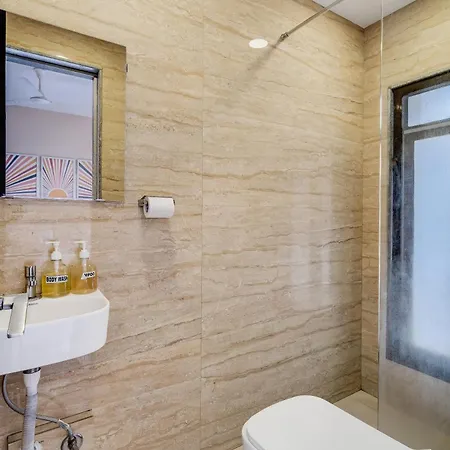 Ganga Jamuna Shared In A Private 3bhk In Bandra West By Squareone * Mumbai