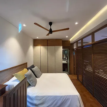Pali House-bandra Guest house